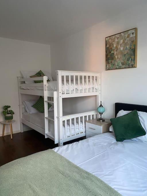 Brighton New Apartment Free Parking Sleeps 6 Extérieur photo