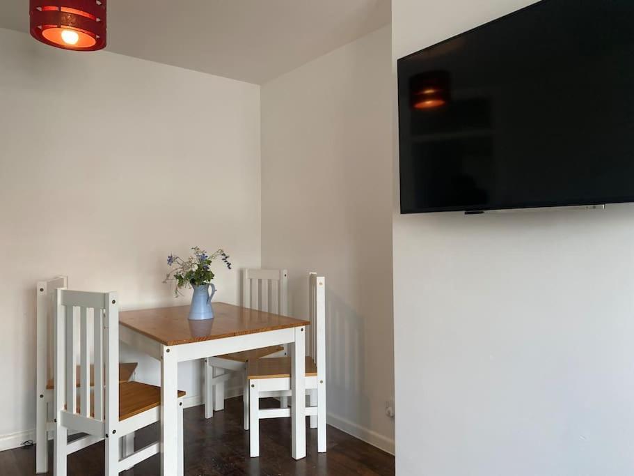 Brighton New Apartment Free Parking Sleeps 6 Extérieur photo