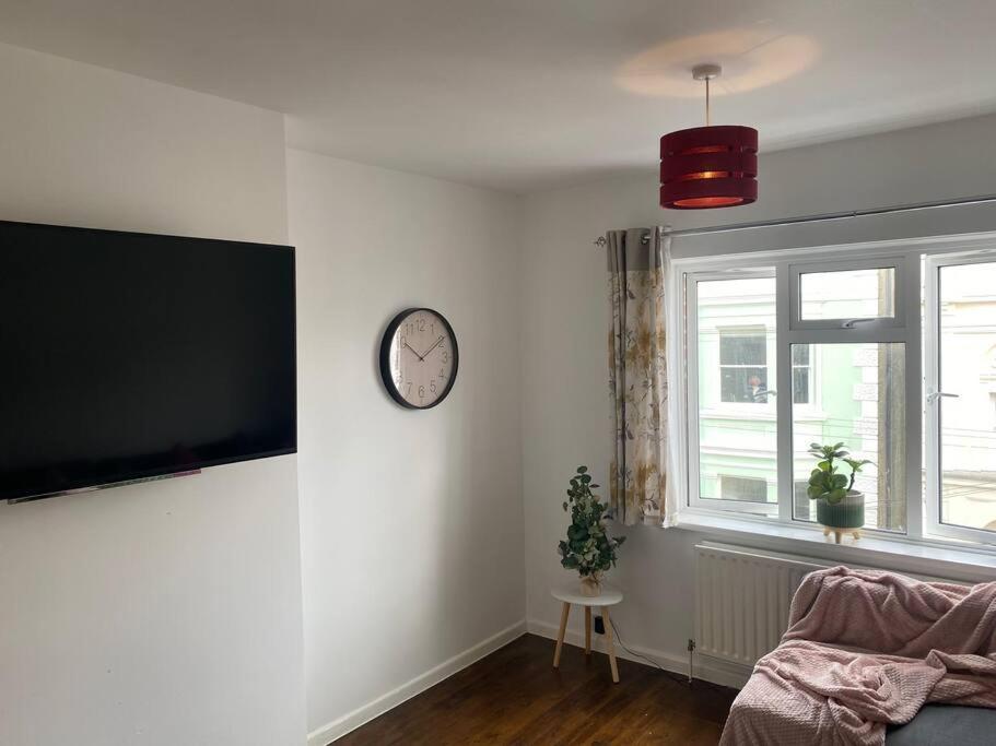 Brighton New Apartment Free Parking Sleeps 6 Extérieur photo